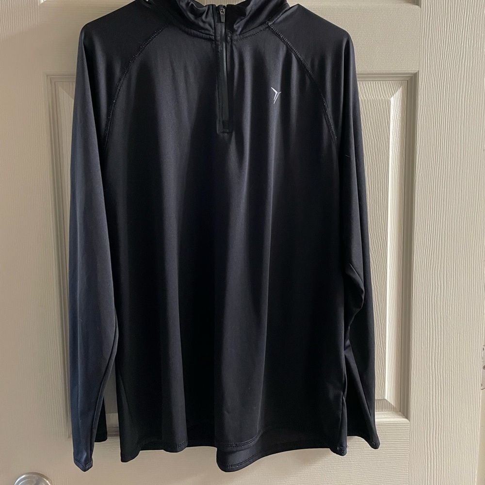 Old Navy Women’s Large Black Active Wear jacket